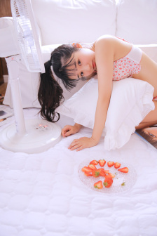 尹真怡